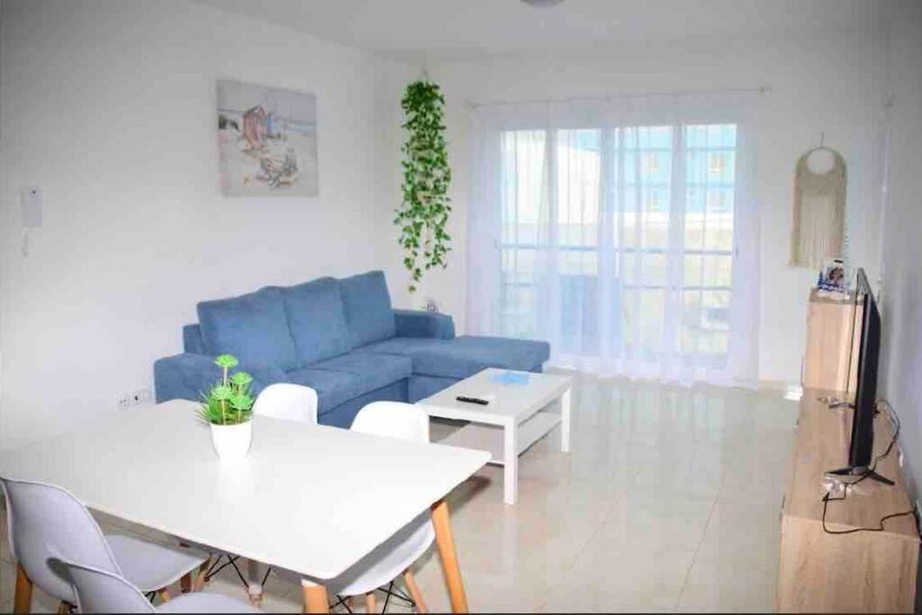 Bright, Luxury And Modern Less Than 500M -Beach Apartman Santa Maria Kültér fotó